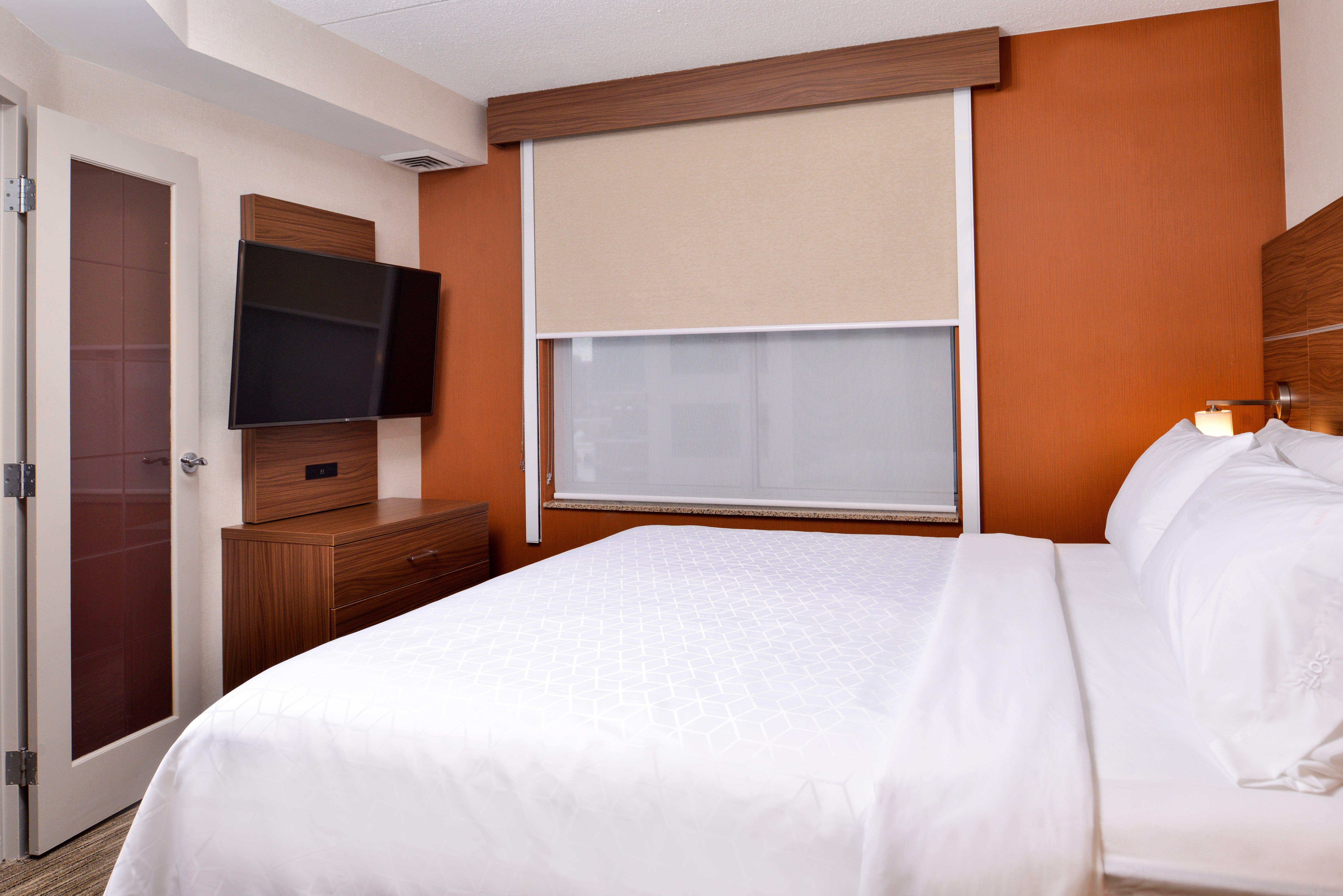 Holiday Inn Express & Suites Buffalo Downtown By Ihg Exterior photo