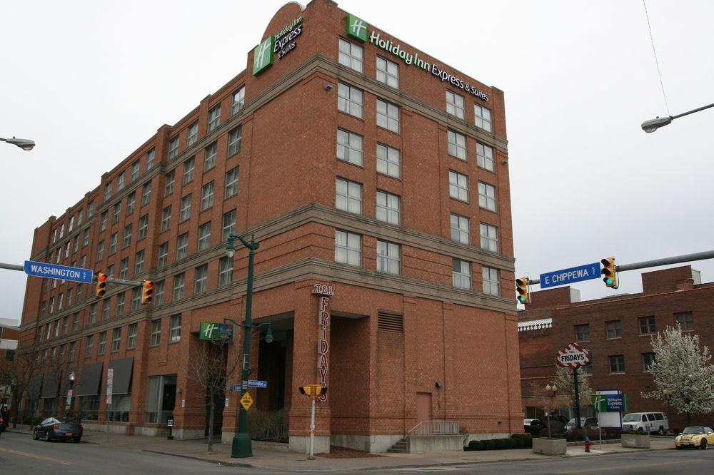 Holiday Inn Express & Suites Buffalo Downtown By Ihg Exterior photo